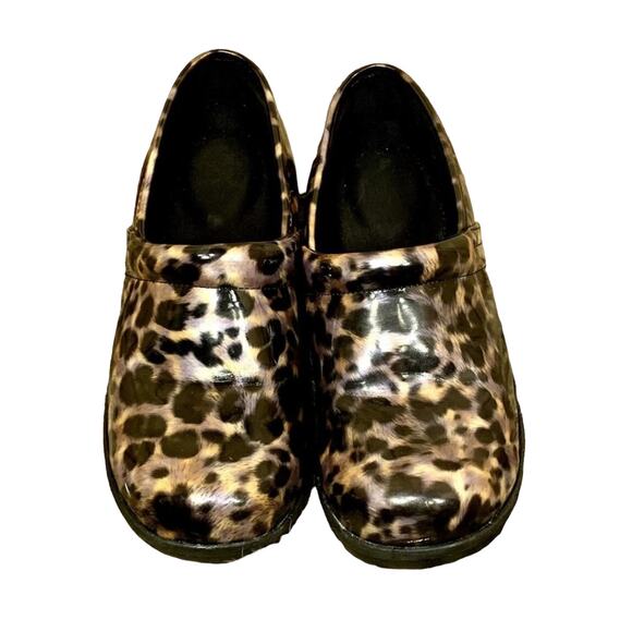 Safe T Step Clogs Women SZ 7 Leopard Slip Resistant Comfort Shoes Occupational - Picture 3 of 11